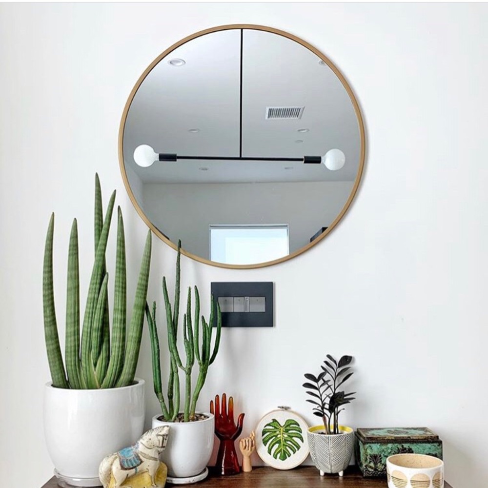 NWOT WHITE pendant - Picture 6 of 7